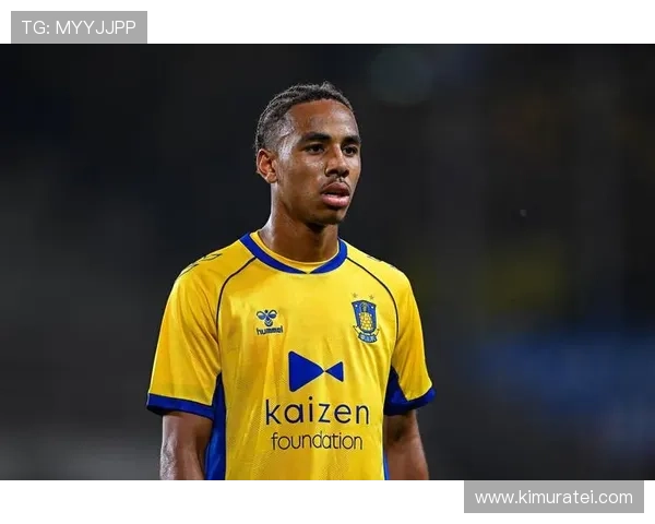 里昂官宣签下布隆德比纳尔泰